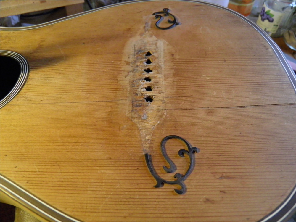 Vorher - Französische Gitarre (ca. 1800)